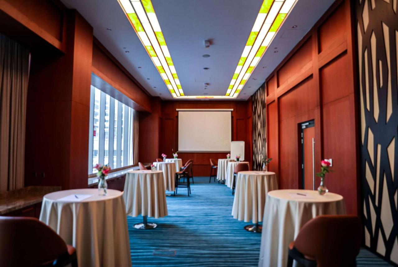 윈덤 도하 웨스트 베이 호텔 외부 사진 Meeting room